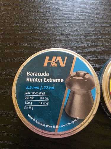 Three tins air - air, pellets